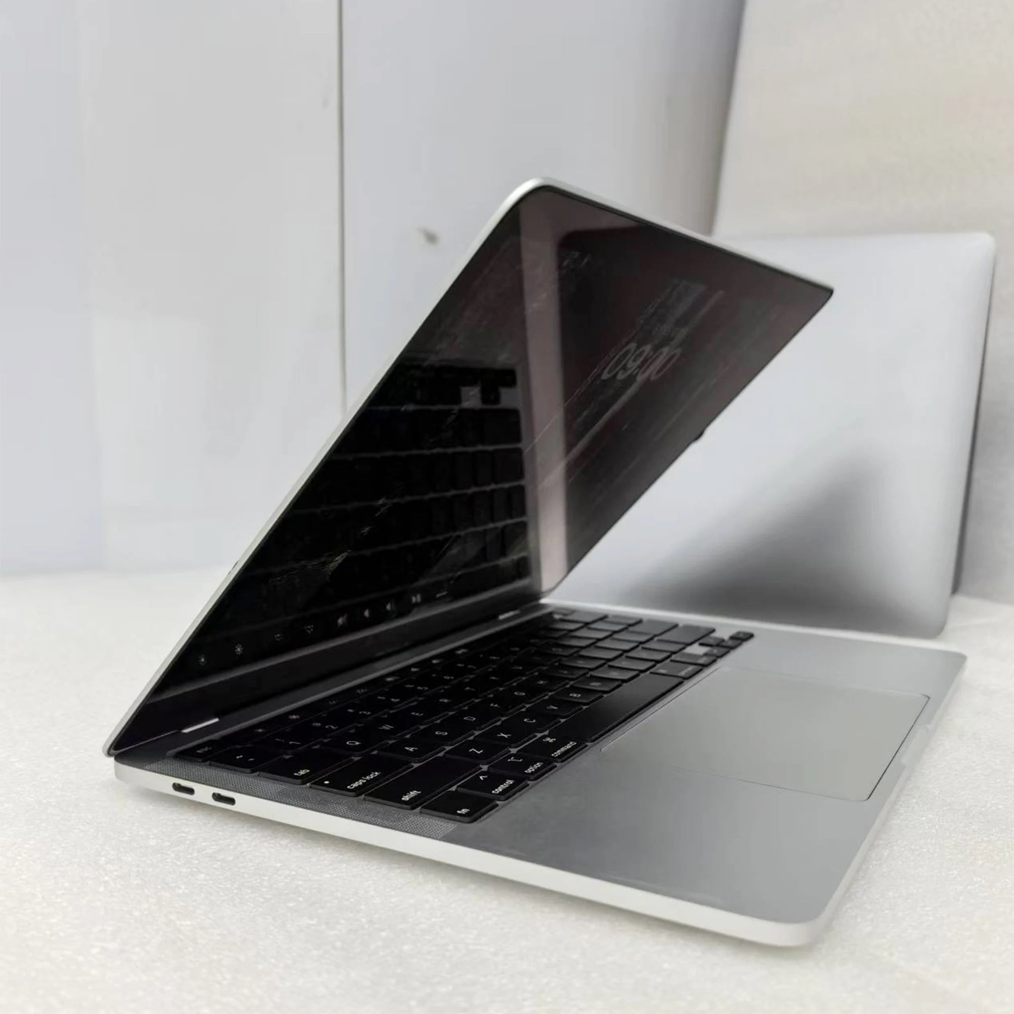 2020 Pro 13" Retina A2251 Second Hand Laptop 16GB RAM and Memory 512GB Storage Laptop for Mac book